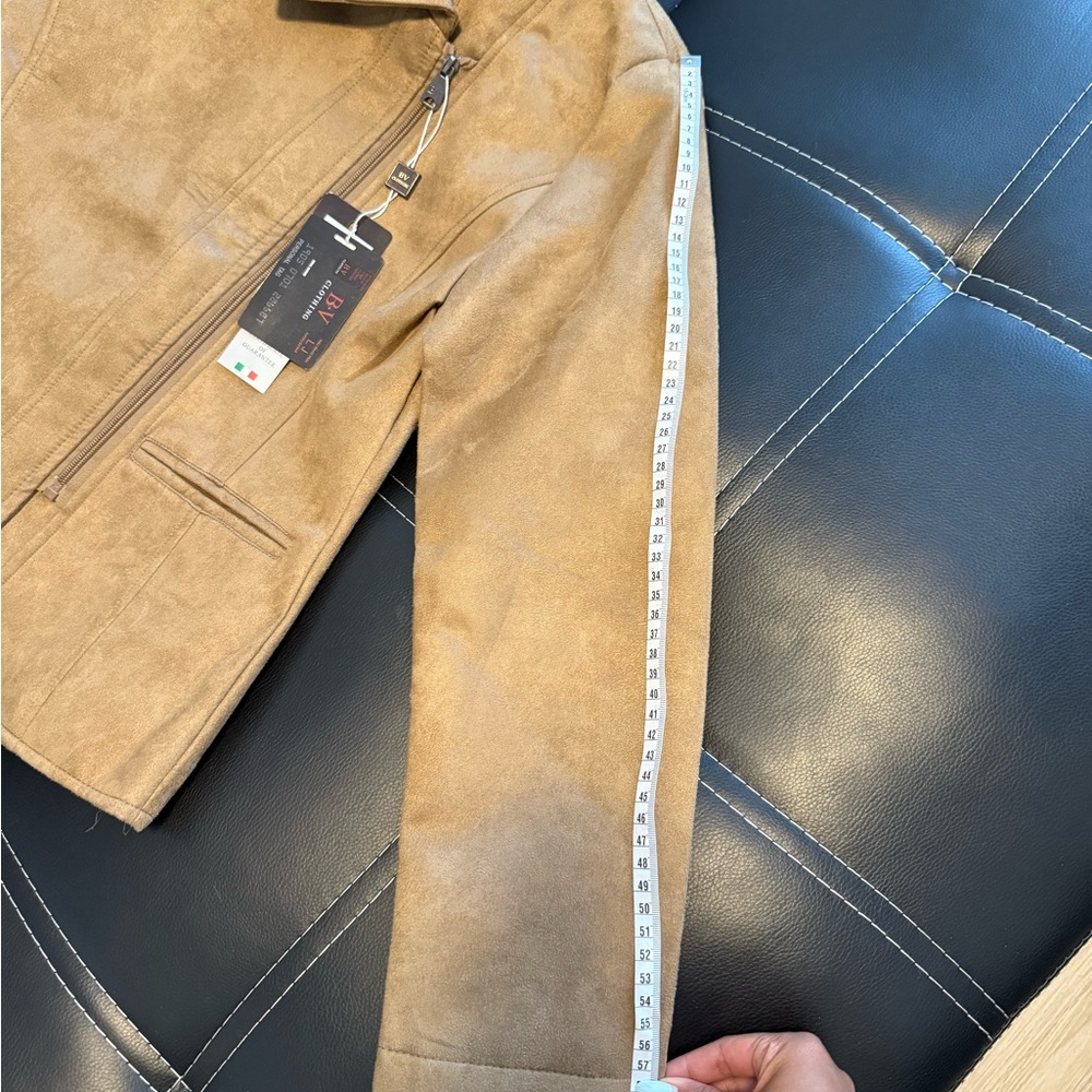 Italian Designer Suade Jacket - Picture 8 of 10